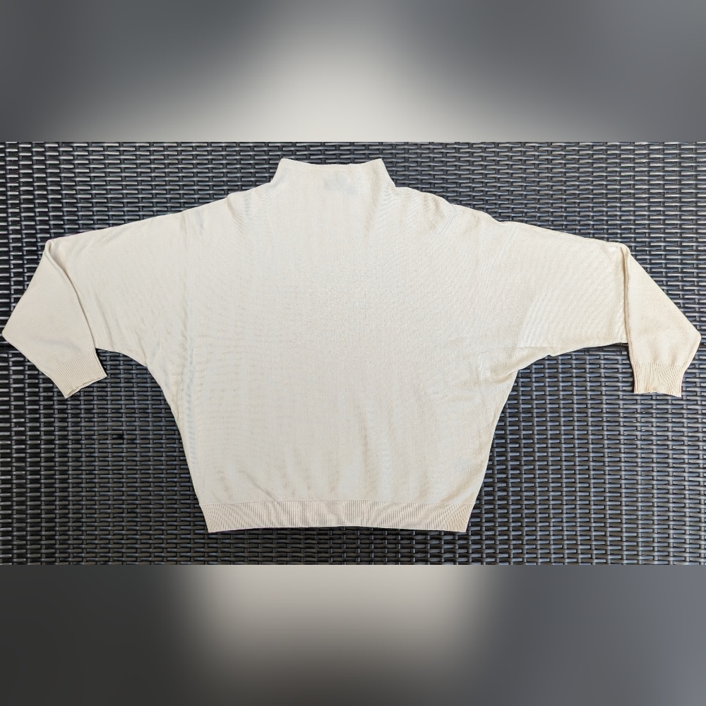 XL Cream White Sweater W/Ribbed Hem and Cuffs Devotion by Cyrus